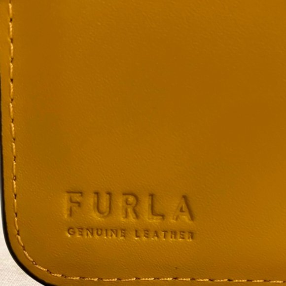 FURLA Yellow Leather Wallet Bifold Ladies - Picture 4 of 9
